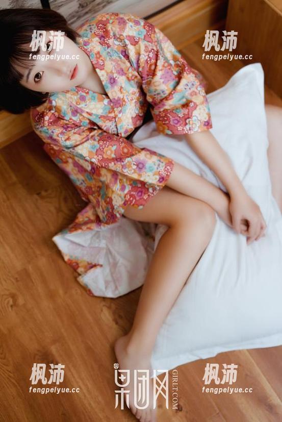 GIRLT果团网 - 图册里的莫雅淇:黑色也是一种态度吧?-枫沛玥 GIRLT果团网 - 图册里的莫雅淇:黑色也是一种态度吧?-枫沛玥