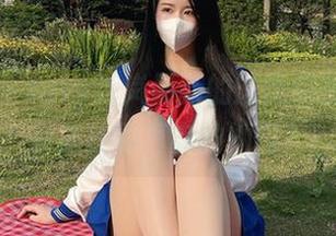微密圈 - July芝岚最新的滤镜实验合集，你能找到真实的她吗？