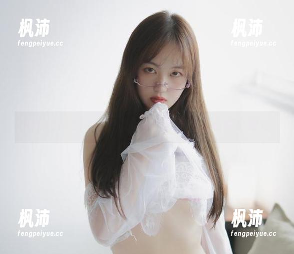 kijken!Sia(시아)的睡衣图库让人有点小想法-枫沛玥