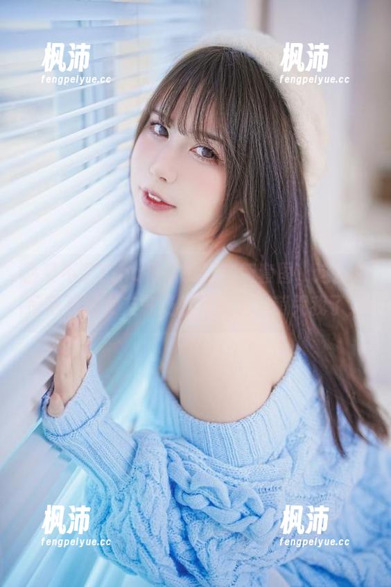 吕受不了Tina很妖孽呀的新套图，这粉色吊带袜猫女友气场都出来了，萌哭我了！-枫沛玥