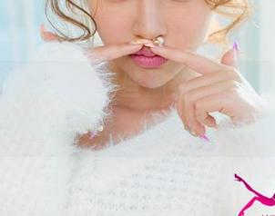 UGirls尤果网 - 有些温柔，恰好是谭晓彤美图传递的那种，像轻风拂过脸颊。
