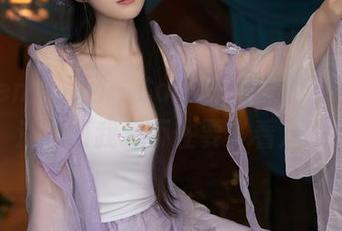 Xiuren秀人网 - Candy糖糖的双马尾碎碎念：这画面我忍不住要多看几眼竟然…