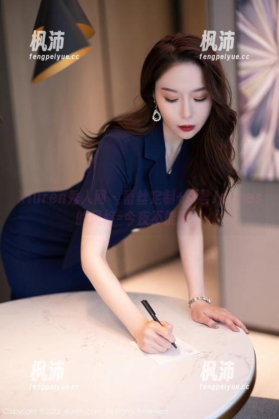 Xiuren秀人网 - 蕾丝定制+卓君Jeanes的风格=今夜不能睡！-枫沛玥