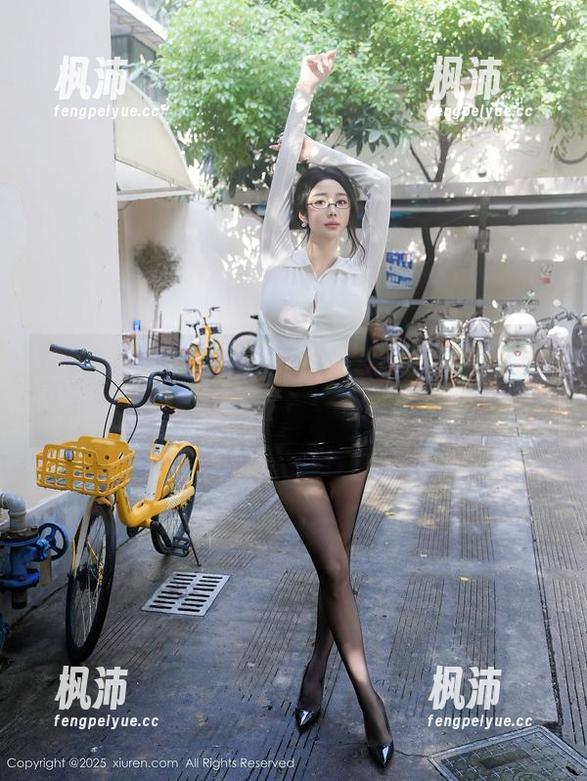 Xiuren秀人网 - 谁需要婚纱？来看噜噜妞儿的花嫁作品精选，心满意足。-枫沛玥