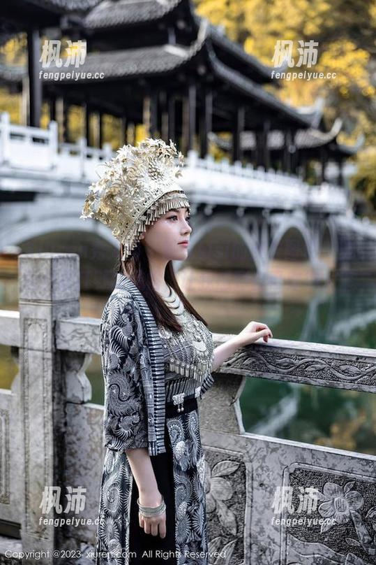 Xiuren秀人网 - 糖豆sisi的皮衣图包,里面全是狂野的风格,让我感到自己穿得太乖了。-枫沛玥 Xiuren秀人网 - 糖豆sisi的皮衣图包,里面全是狂野的风格,让我感到自己穿得太乖了。-枫沛玥