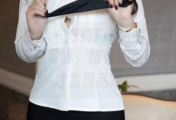 YouMi尤蜜荟 - 娜娜TINA的絮叨：再普通不过的旅拍写真，结果还是要翻遍图册才发现亮点