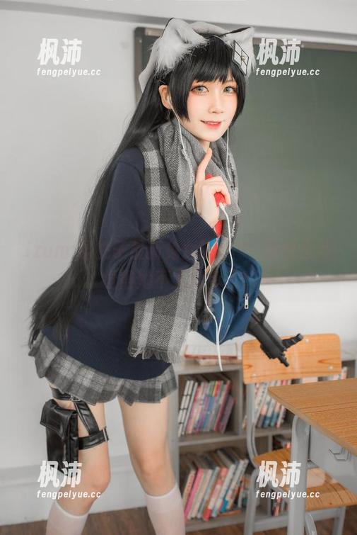 izumi泉桃子最新兔女郎cos，为什么我觉得她不太像兔子？-枫沛玥