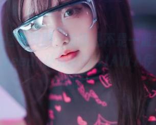 我说，这免费图片的诱惑不是一般大，赶紧来看yeeun孙乐乐的DJAWA伊甸园假期吧！