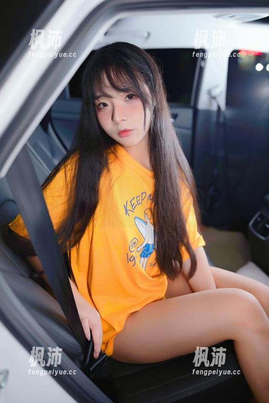 这幅画像是出自灵感的泉水?标签下的yuuhui玉汇与旗袍绝配。-枫沛玥 这幅画像是出自灵感的泉水?标签下的yuuhui玉汇与旗袍绝配。-枫沛玥