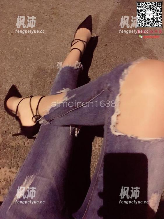 微密圈 - 丝月神的漆皮高跟秀场，图包免费送，想不想来瞄一眼？嘻嘻。-枫沛玥