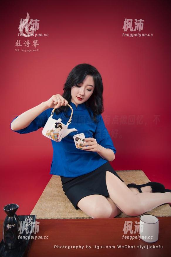 丽柜 - 凉儿的校服图集,有点像回忆,不完全清晰,但很美好。-枫沛玥 丽柜 - 凉儿的校服图集,有点像回忆,不完全清晰,但很美好。-枫沛玥