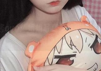 佳佳酱ovo：姐姐写真集，光线与阴影下的隐秘