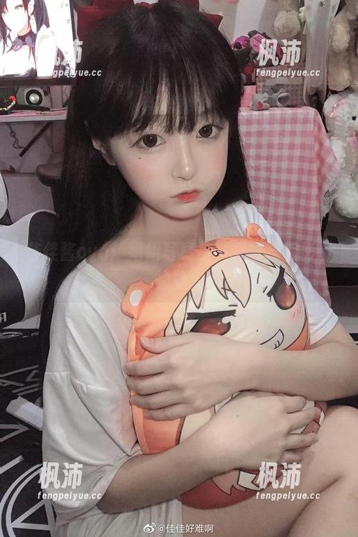 佳佳酱ovo:姐姐写真集,光线与阴影下的隐秘-枫沛玥 佳佳酱ovo:姐姐写真集,光线与阴影下的隐秘-枫沛玥