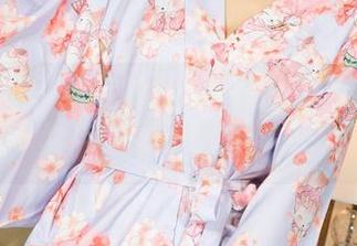 克拉女神 - 小芹的丝袜图册，其实是关于……你的想法？