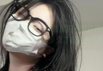 微密圈 - 美图精选：可爱的肉巴的白纱吊带黑丝，真想问她穿了多久才有这身姿态？