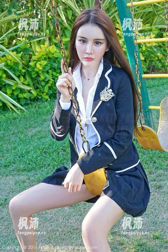 嗲囡囡 - 分享一下施忆佳KITTY的天台写真,这感觉就像在阳光下眯着眼思考人生。-枫沛玥 嗲囡囡 - 分享一下施忆佳KITTY的天台写真,这感觉就像在阳光下眯着眼思考人生。-枫沛玥