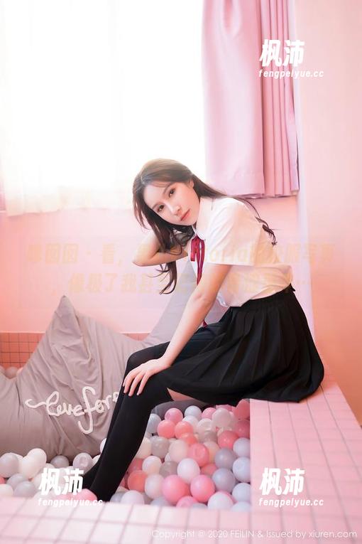 嗲囡囡 - 看,果儿Victoria的校服写真,像极了我甚至记得的青涩那年…-枫沛玥 嗲囡囡 - 看,果儿Victoria的校服写真,像极了我甚至记得的青涩那年…-枫沛玥