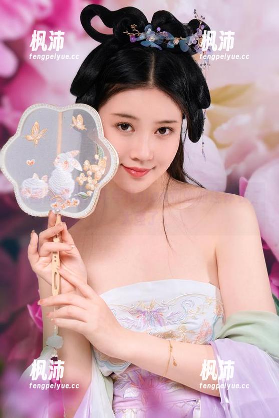原图刷到哭：年年Nnian和她的连体衣，太强了-枫沛玥