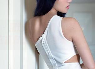 推女郎 - 精选女仆图集：艾栗栗教你如何在打扫的同时顺便摄人心魂！