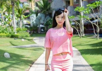 推女郎 - 郑瑞熙的短裤写真，更新得如此频繁，真让人期待啊，别再拖了！