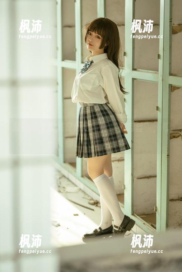 最新推出的桃良阿宅写真集“肉丝”,每一页都让人停下脚步。-枫沛玥 最新推出的桃良阿宅写真集“肉丝”,每一页都让人停下脚步。-枫沛玥