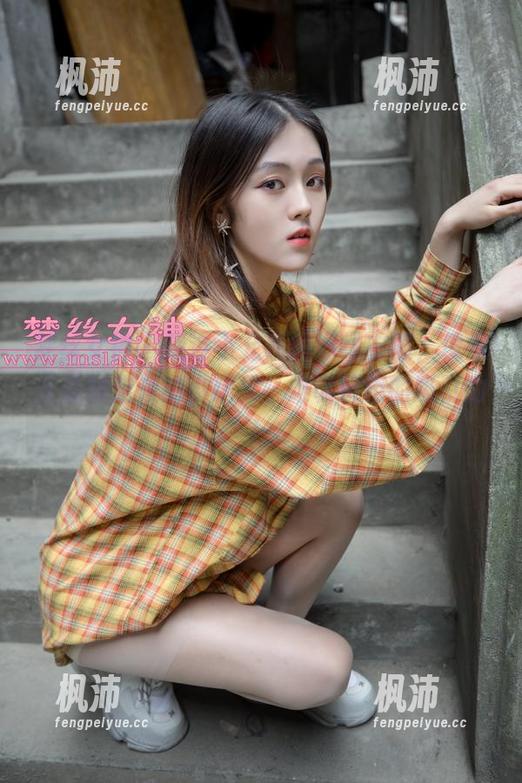 梦丝女神 - 精选小允儿的绿绿衣服,像是从森林走来的小精灵,难以抗拒的吸引力!-枫沛玥 梦丝女神 - 精选小允儿的绿绿衣服,像是从森林走来的小精灵,难以抗拒的吸引力!-枫沛玥