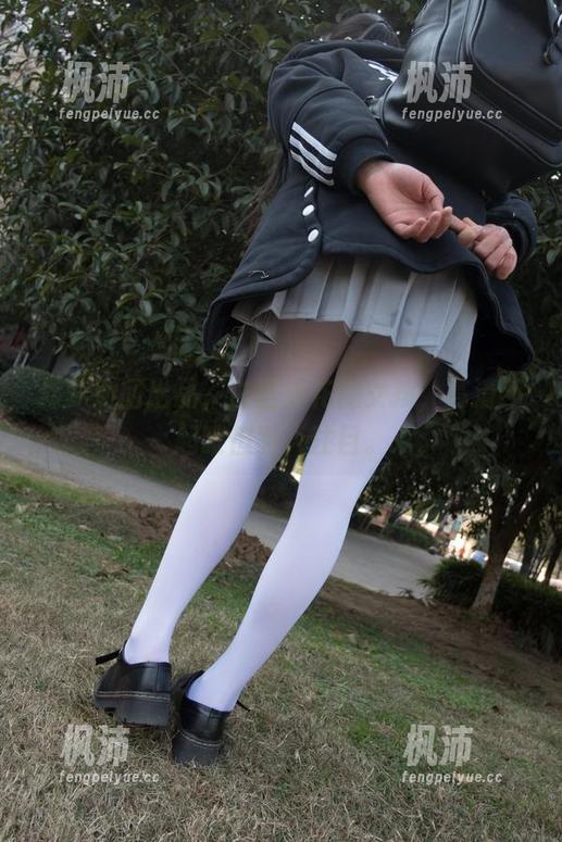 森萝财团出品，白丝棉花糖女孩，高清不起眼但惹人注目。-枫沛玥