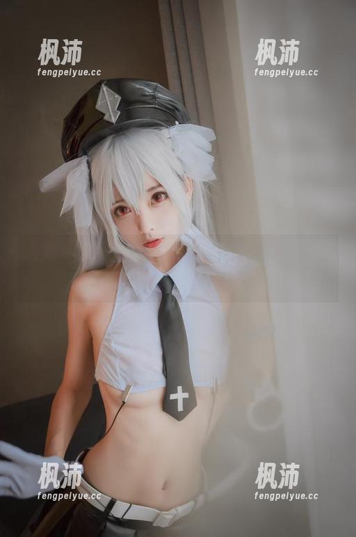 清颜真德秀:制服和彩色色调的微妙碰撞,究竟怎么玩?-枫沛玥 清颜真德秀:制服和彩色色调的微妙碰撞,究竟怎么玩?-枫沛玥