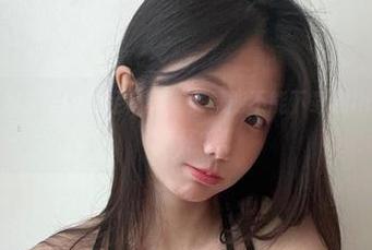 微密圈 - 火龙果羊的美足写真，究竟能不能下载到imbegold的情怀？
