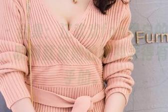 爱蜜社 - 合集：江欢欢fon黑白的那些神奇瞬间，瞬间就被她的眼神弄得有点晕乎乎的。