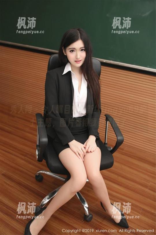 秀人网 - 令人瞩目的最新！lingyu69护士主题，图片看得我都发懵了-枫沛玥