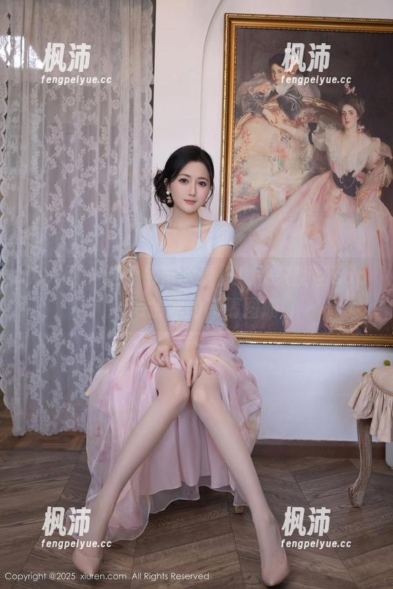 秀人网 - 这个吊带太诱人！快来翻翻sophie余冰的高清图册-枫沛玥
