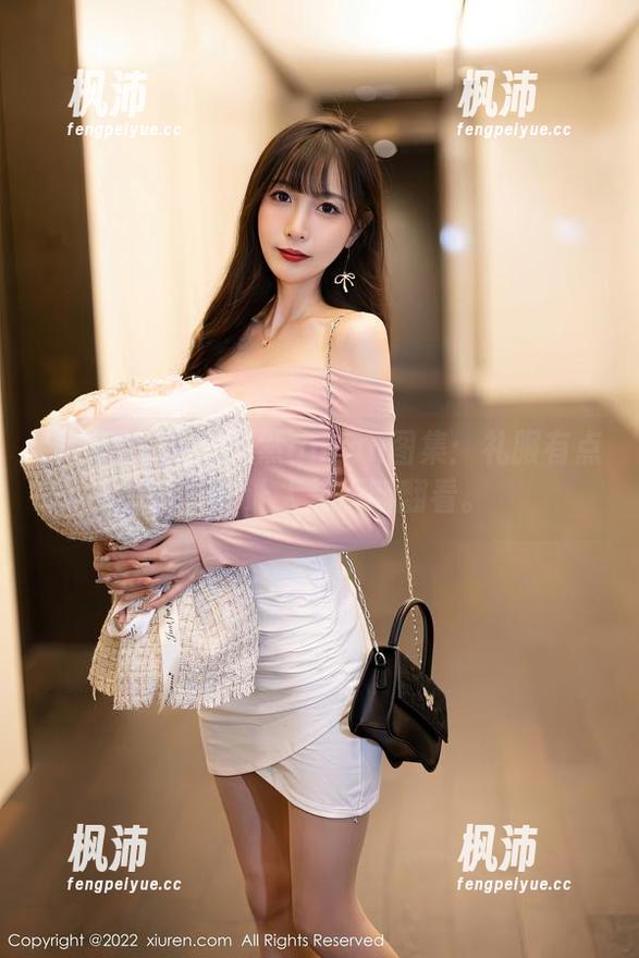 秀人网 - 精选安然anran图集:礼服有点重,却让人想不断翻看。-枫沛玥 秀人网 - 精选安然anran图集:礼服有点重,却让人想不断翻看。-枫沛玥