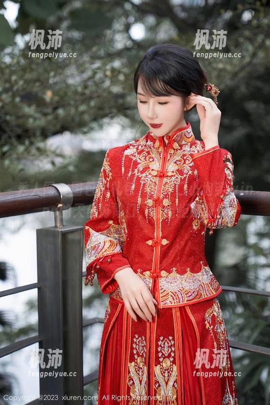 秀人网 - 图包大礼包,来一口小泡芙winna的天台好胃口,谁能拒绝呀!-枫沛玥 秀人网 - 图包大礼包,来一口小泡芙winna的天台好胃口,谁能拒绝呀!-枫沛玥