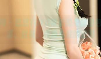 秀人网 - 悠悠YOYO带来的美腿图包：高清、丝袜、和我心底的涟漪