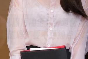 秀人网 - 礼服短袖全套：爱酱里的原图你见过吗？要不要抽点风...
