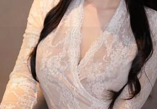 秀人网 - 先别谈剧情，光看谢小蒽在作品中的姿态就让我忍不住多看几眼。