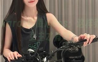 腐团儿Ikaros的戳心cos：这样养成路人女主才有味