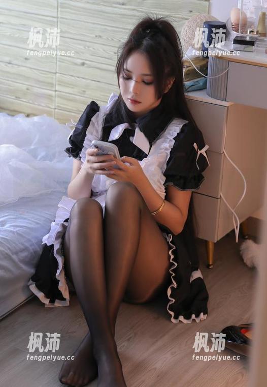 苏嫣qvq的透明图包:清晰可见的不止是衣服-枫沛玥 苏嫣qvq的透明图包:清晰可见的不止是衣服-枫沛玥