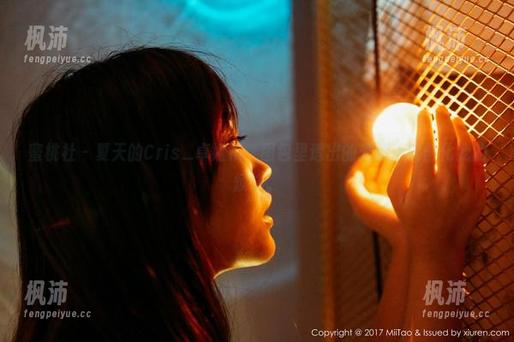 蜜桃社 - 夏天的Cris_卓娅祺,图包里透出的光似乎能融化我的烦恼。-枫沛玥 蜜桃社 - 夏天的Cris_卓娅祺,图包里透出的光似乎能融化我的烦恼。-枫沛玥