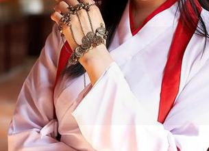 蜜桃社 - Rola的清纯写真——合集里的任何一张都能让你心中泛起一丝涟漪，哈哈！