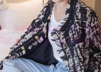 袜啵啵 - 果果的OL制服：办公室里的优雅风暴——一组引人注目的作品集