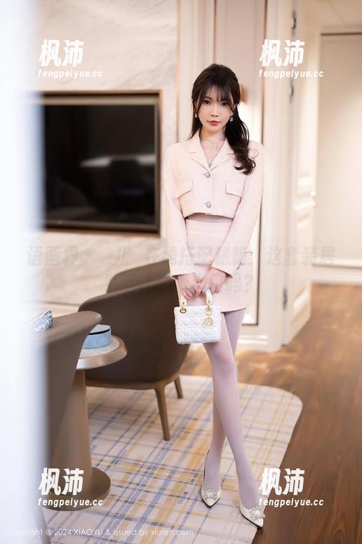 语画界 - 玥儿玥在线搭配秘籍:这套装居然可以穿着出门吗?-枫沛玥 语画界 - 玥儿玥在线搭配秘籍:这套装居然可以穿着出门吗?-枫沛玥