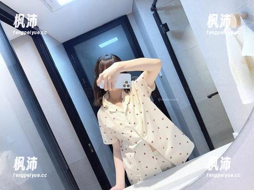 资源独家:魔物喵nigisa清纯写真,轻轻用手碰……-枫沛玥 资源独家:魔物喵nigisa清纯写真,轻轻用手碰……-枫沛玥