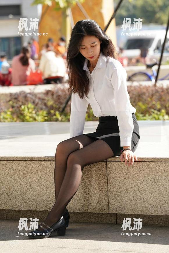 魔镜街拍 - 把街拍都变成了时尚秀——艾小青的旗袍写真精选究竟如何？-枫沛玥