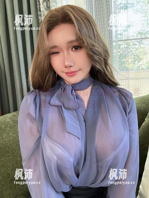 不安分的靡烟：麻花麻花酱私房图集，潜意识里小小的反叛。-枫沛玥